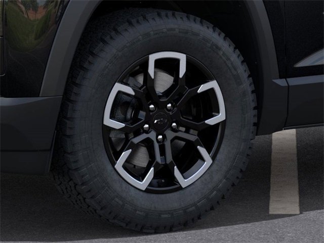 New 2026 Chevrolet Equinox ACTIV w/ Safety and Technology Package image 9