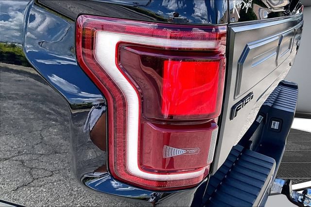 Used 2018 Ford F150 Raptor w/ Equipment Group 802A Luxury AWD/4WD image 22