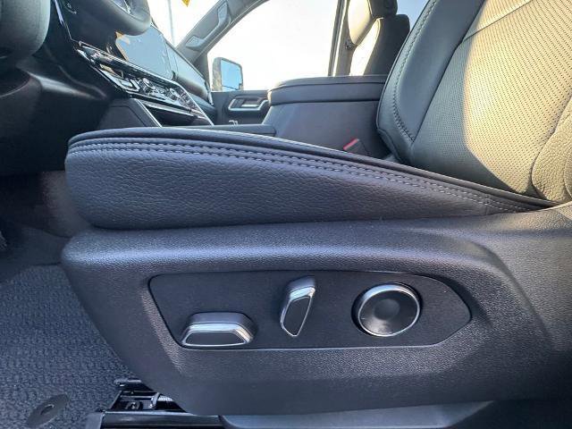 New 2025 GMC Sierra 2500 Denali w/ Denali Reserve Package image 15