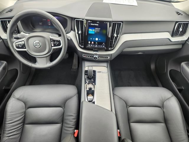 Certified 2025 Volvo XC60 B5 Plus AWD/4WD image 13