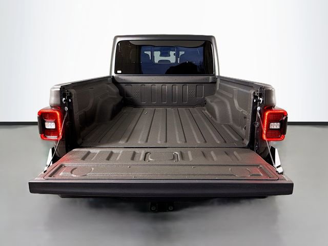 Used 2024 Jeep Gladiator Sport image 23