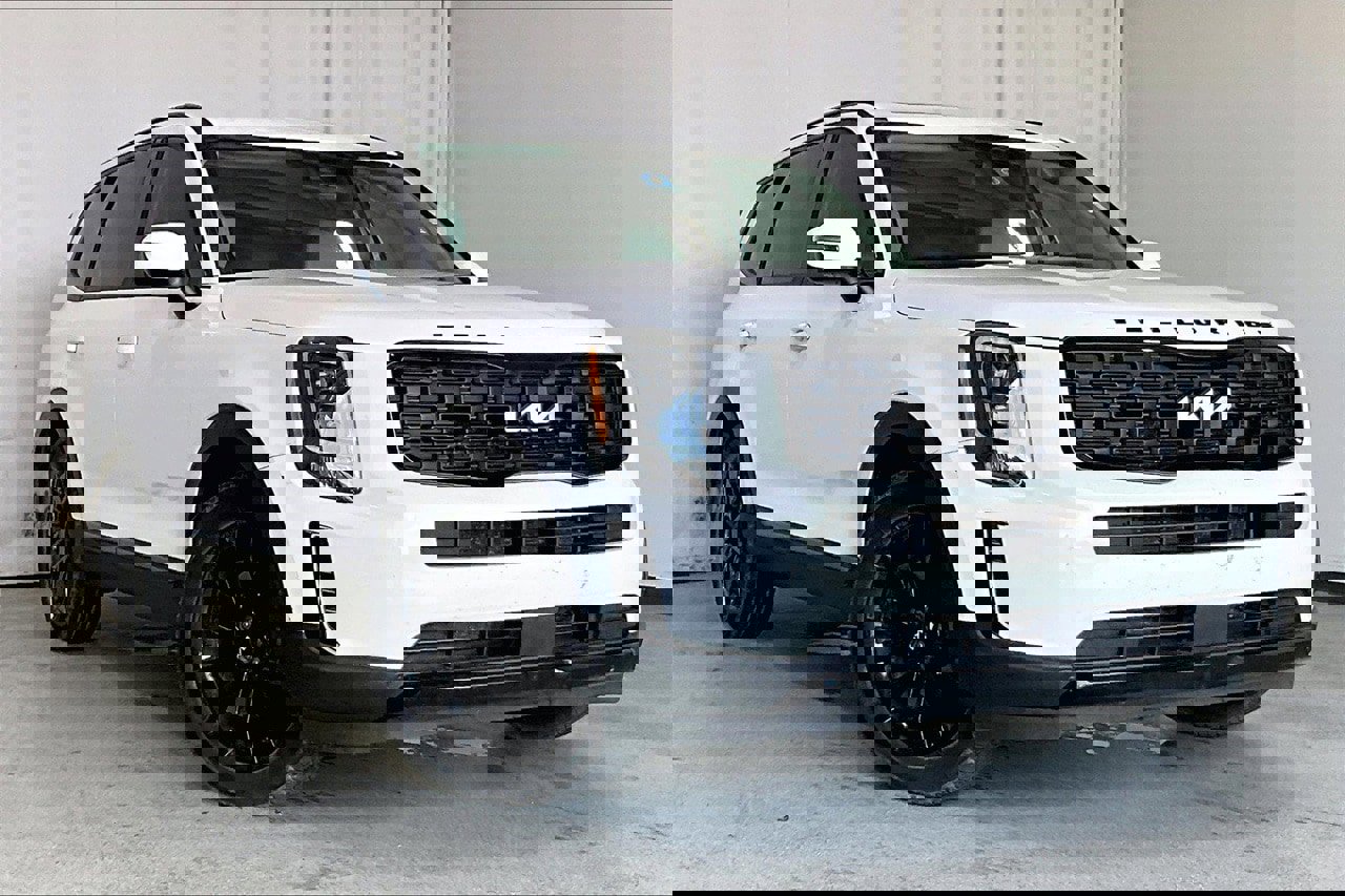 Used 2022 Kia Telluride EX w/ EX Premium Package