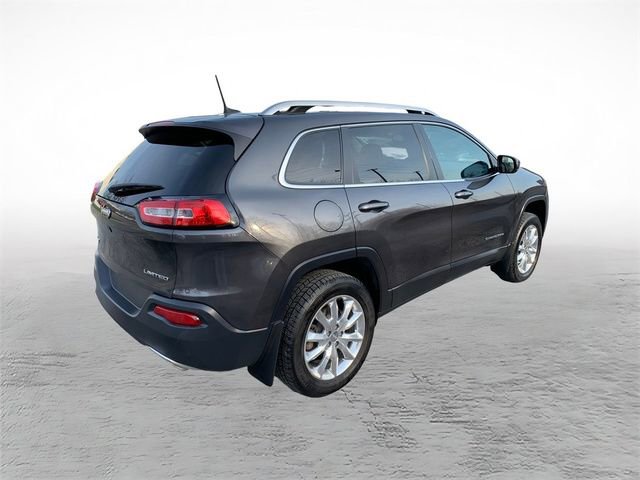 Used 2017 Jeep Cherokee Limited image 3
