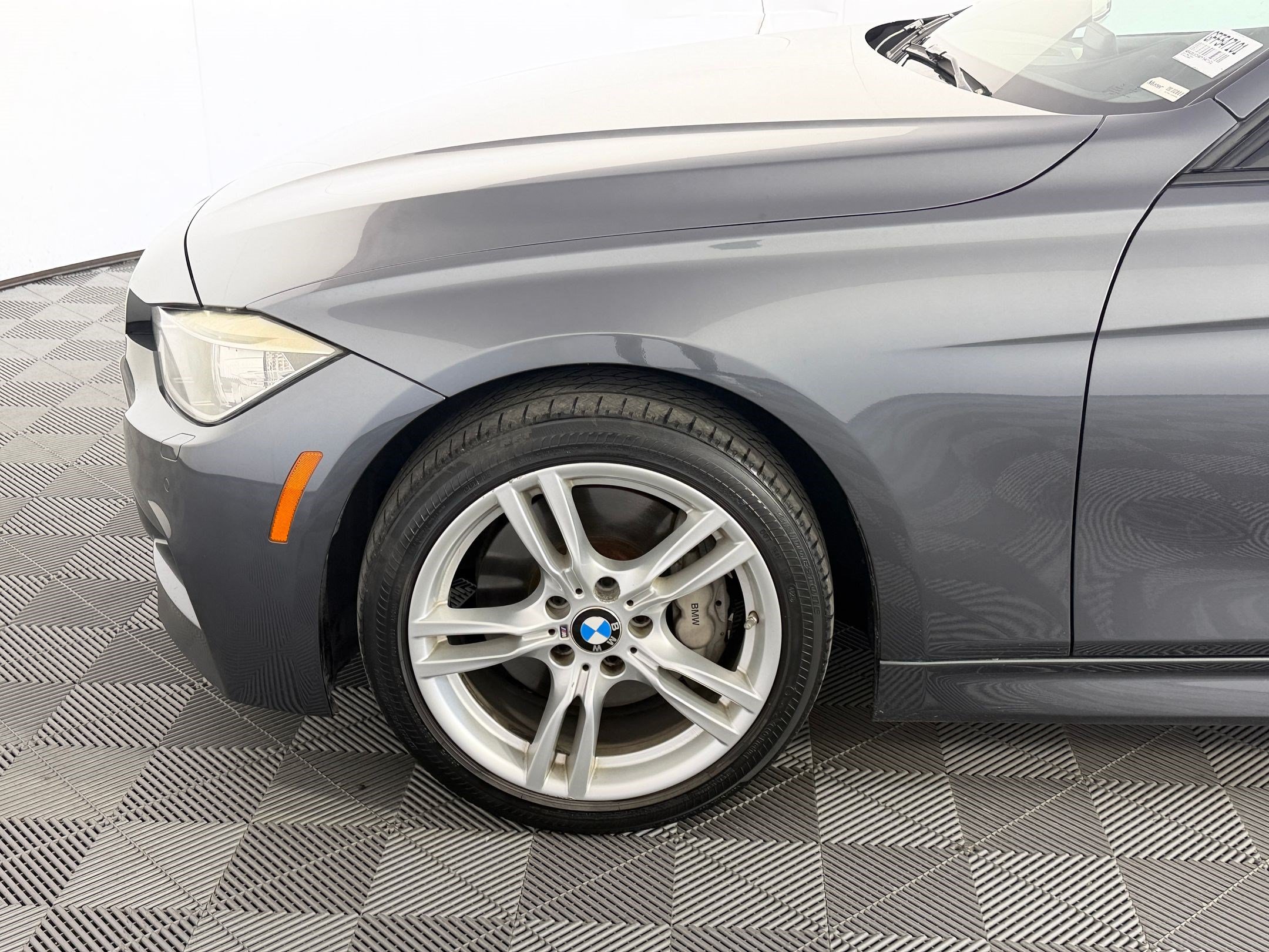 Used 2015 BMW 328i xDrive Sedan AWD/4WD image 11