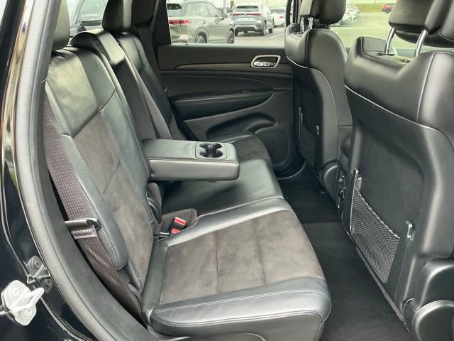 Used 2020 Jeep Grand Cherokee Altitude AWD/4WD image 20