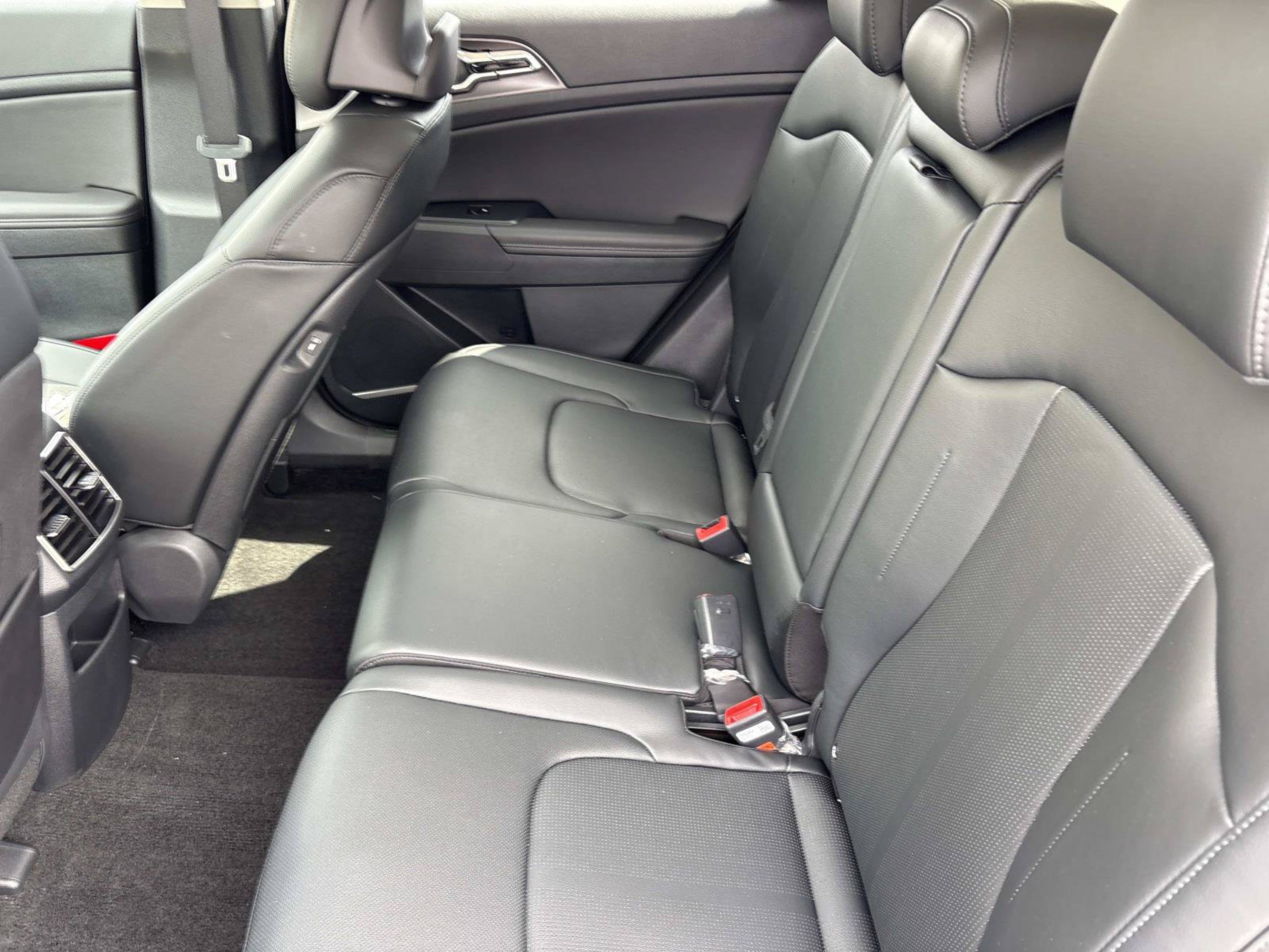 New 2027 Kia Sportage EX FWD image 18