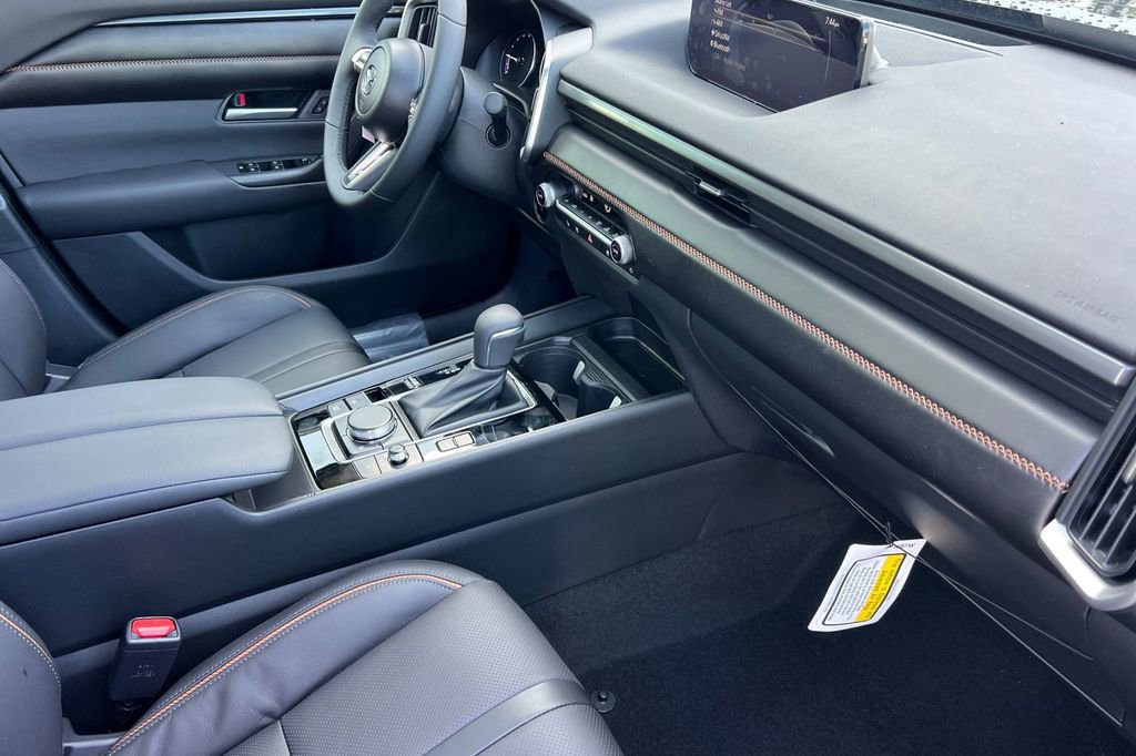 New 2026 MAZDA CX-50 AWD 2.5 Hybrid w/ Weather Package image 17