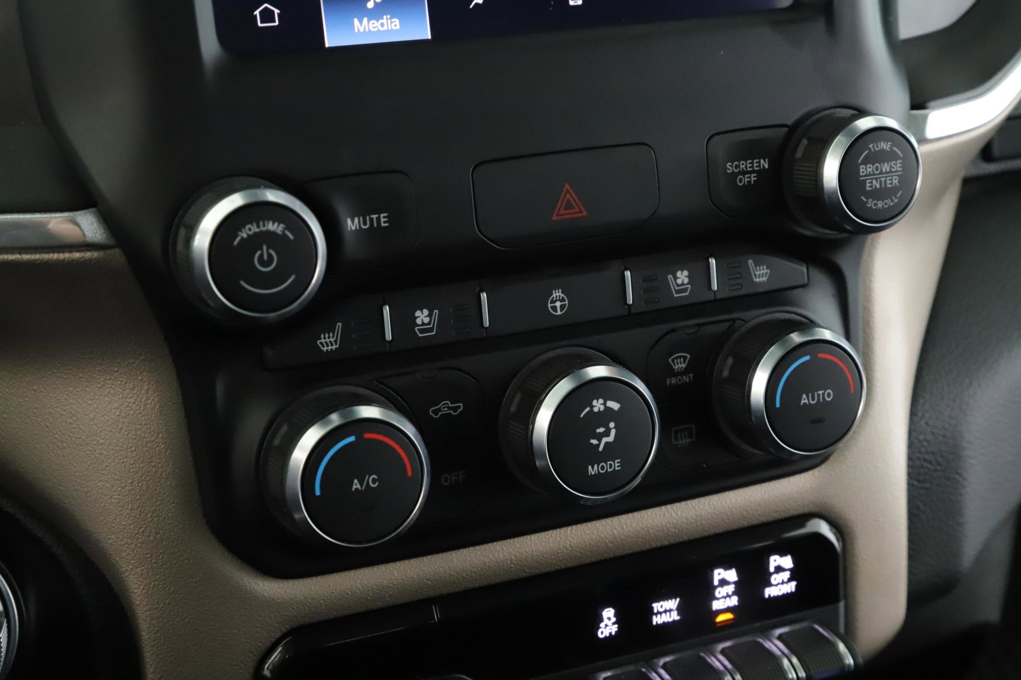 Used 2022 RAM 1500 Laramie image 16