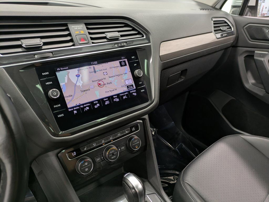 Used 2019 Volkswagen Tiguan SEL w/ 3rd Row Seat Package image 12