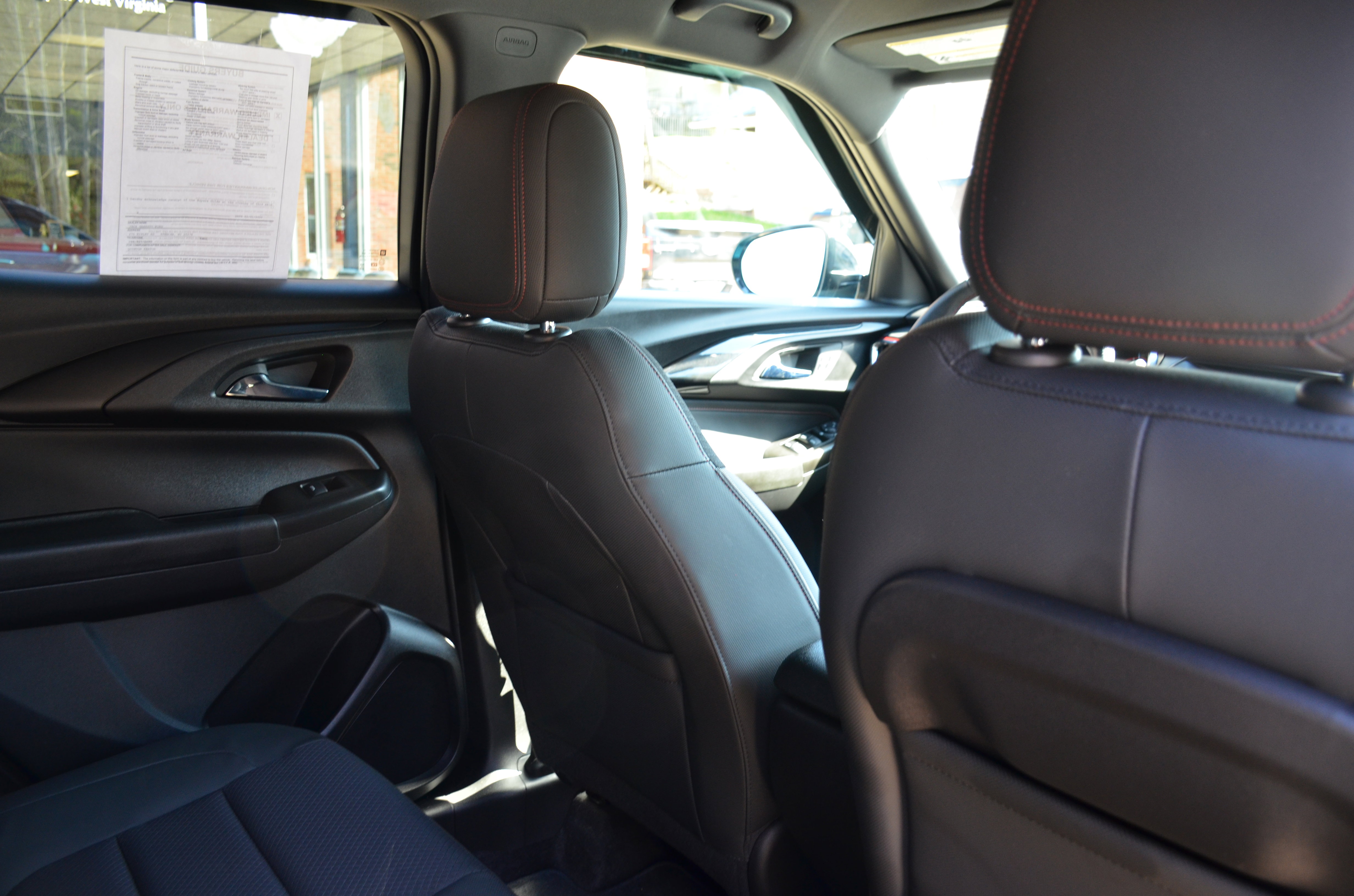 Used 2022 Chevrolet TrailBlazer RS image 25