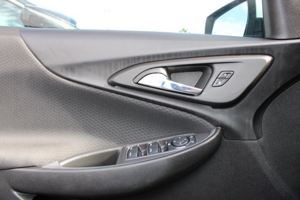 Used 2023 Chevrolet Malibu LT image 17