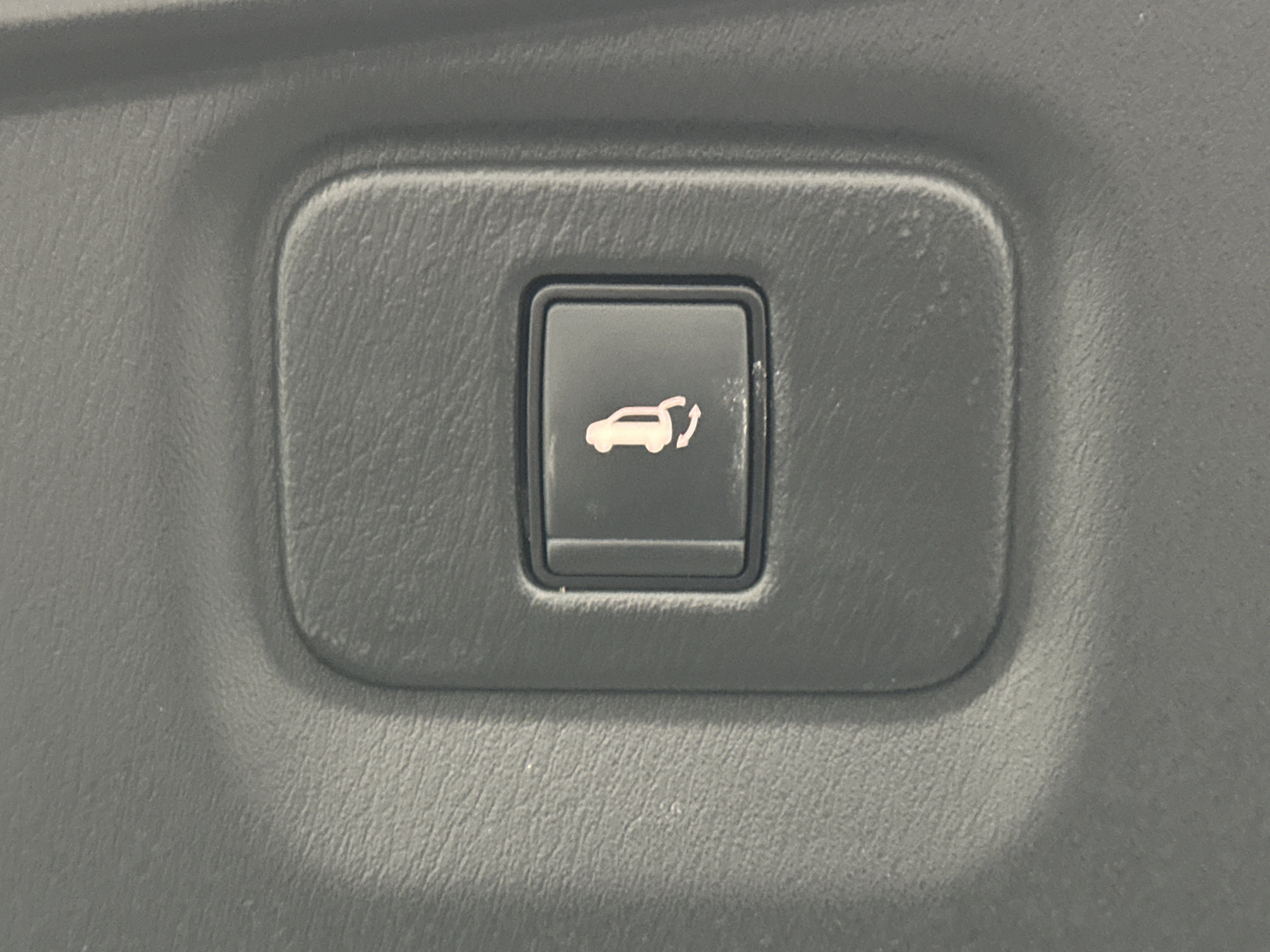 Used 2020 Nissan Pathfinder SL image 13