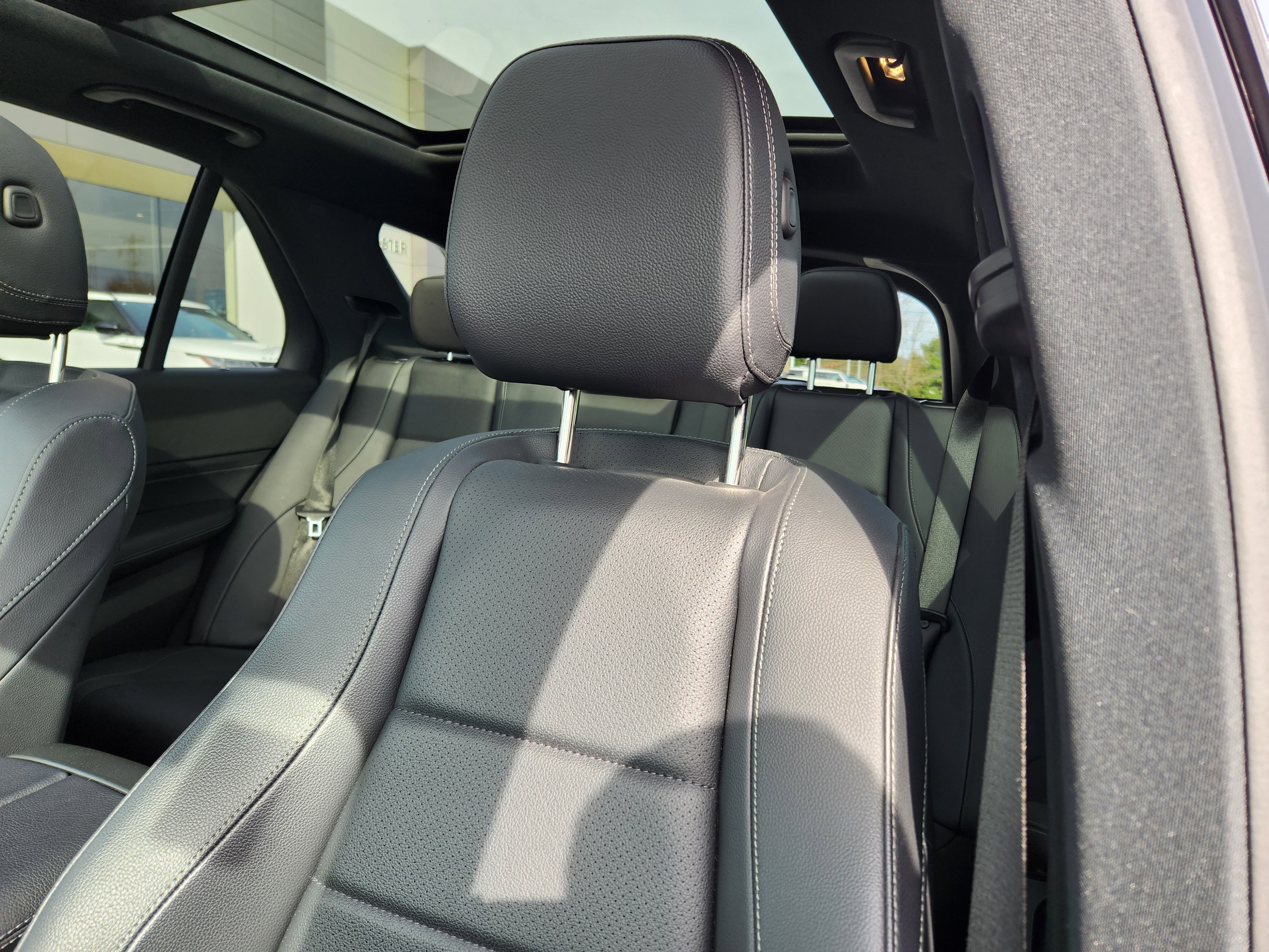 Used 2022 Mercedes-Benz GLE 350 4MATIC image 11