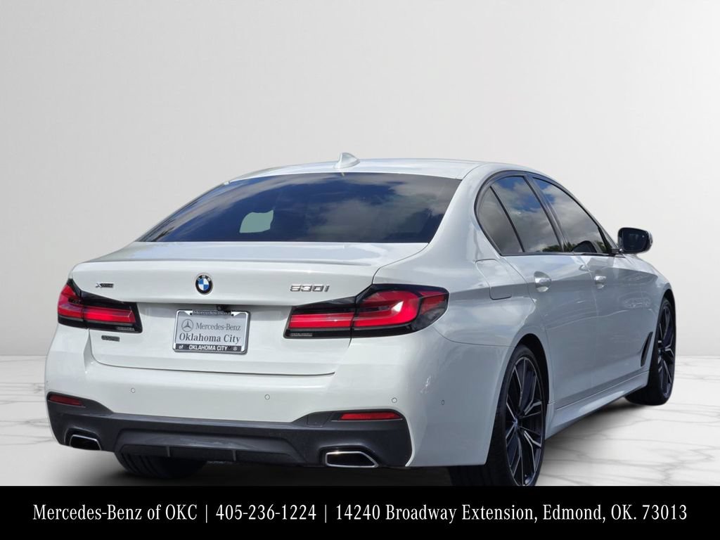 Used 2021 BMW 530i xDrive w/ M Sport Package AWD/4WD image 5