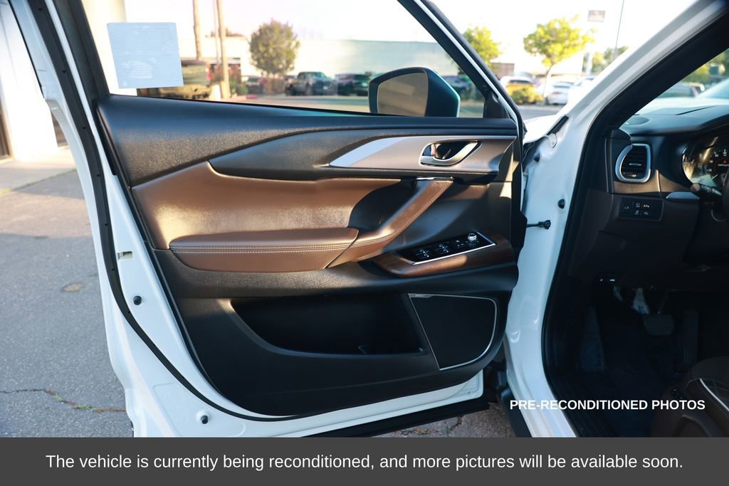 Used 2021 MAZDA CX-9 Signature image 16