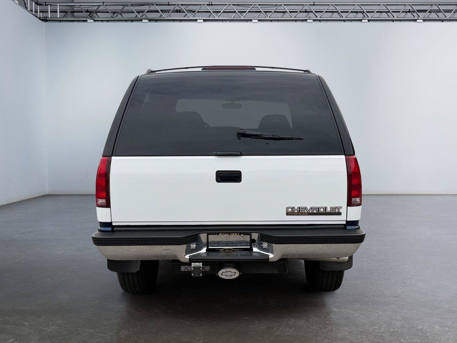 Used 1995 Chevrolet Tahoe 4WD 2-Door image 4