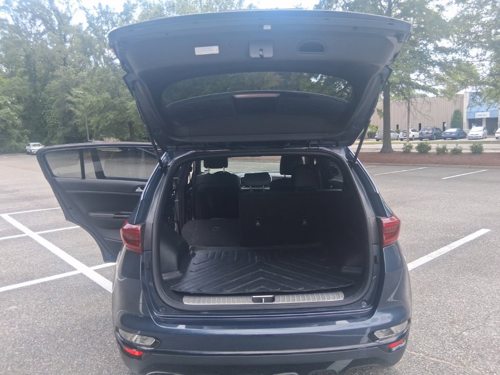 Certified 2022 Kia Sportage Nightfall Edition w/ Nightfall Fwd Premium Package image 21