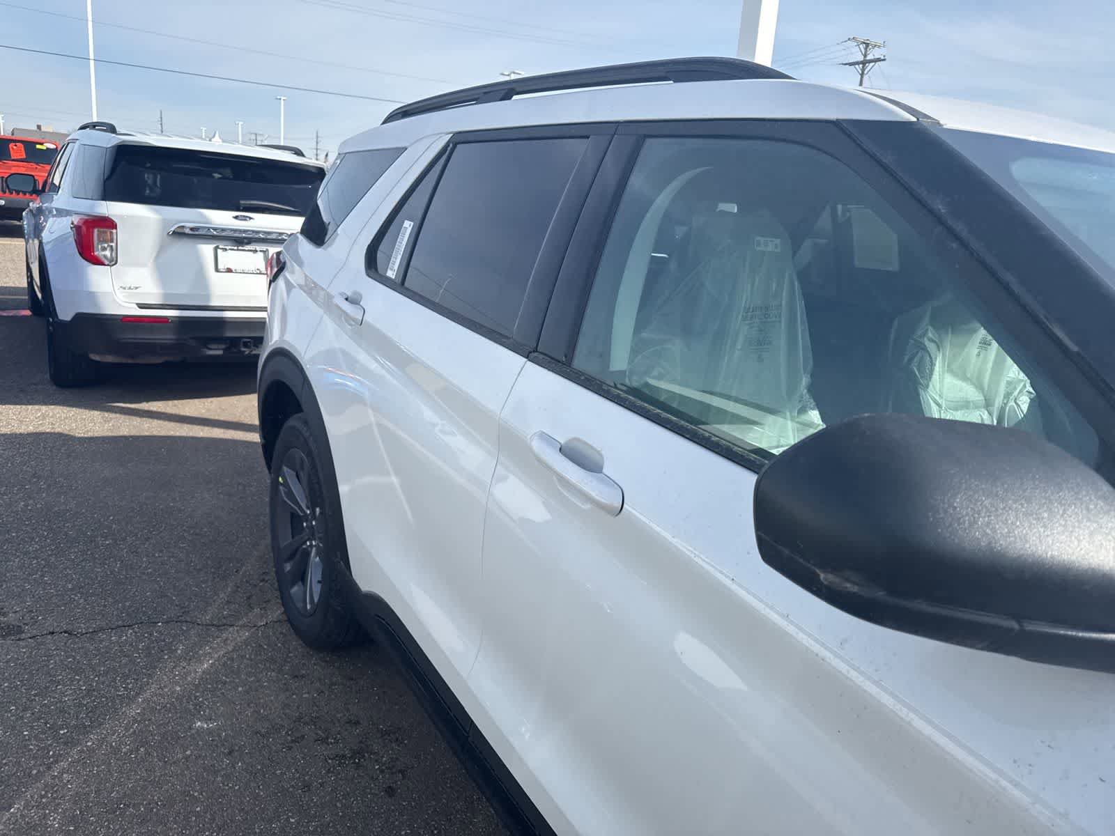 New 2026 Ford Explorer Active w/ Active Comfort Package image 15