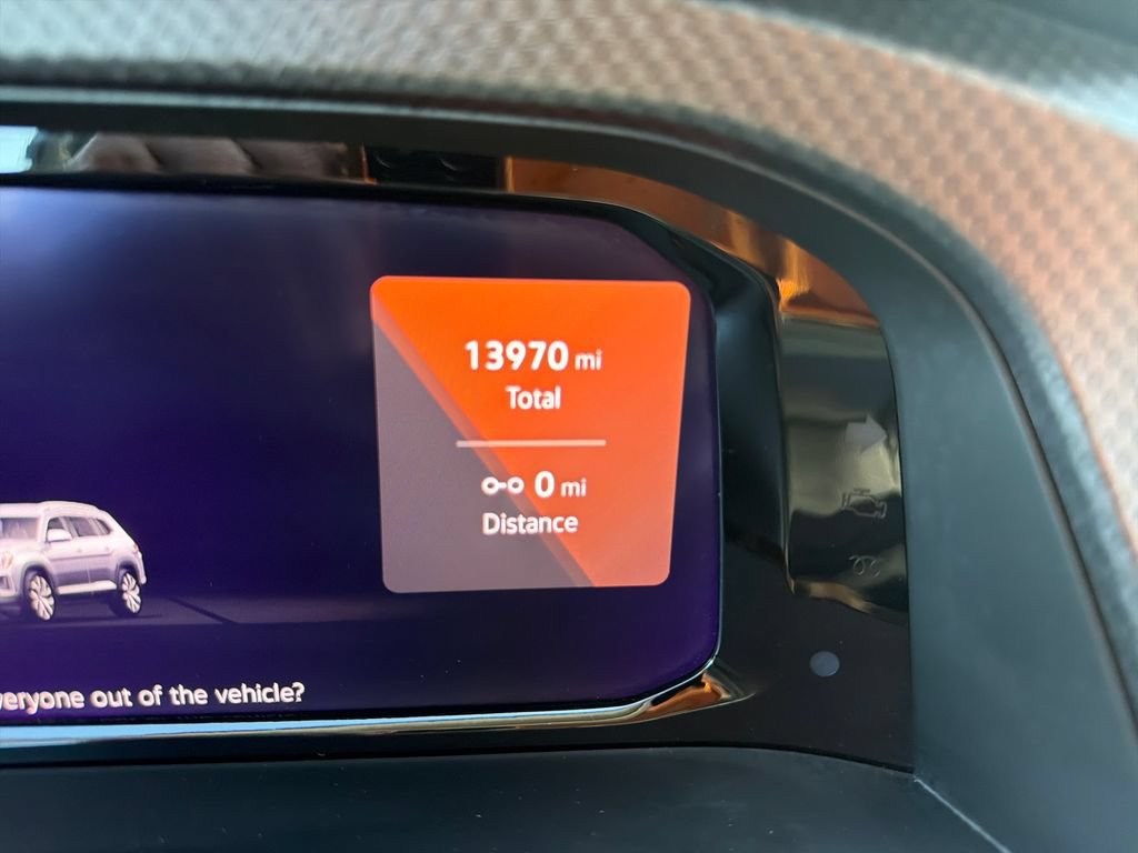 Certified 2026 Volkswagen Atlas Peak Edition AWD/4WD image 19