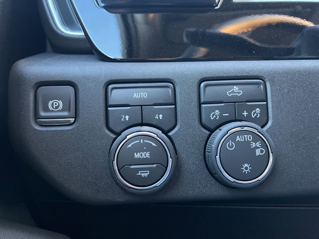 New 2026 Chevrolet Silverado 1500 LT image 15