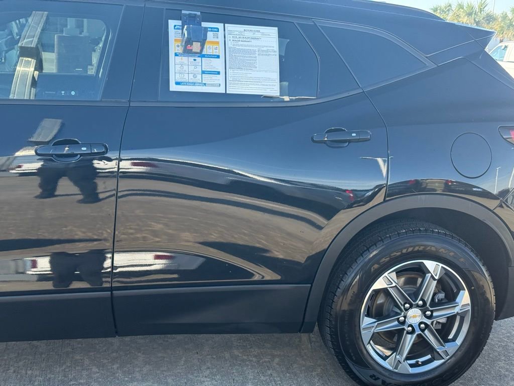 Used 2024 Chevrolet Blazer LT image 17