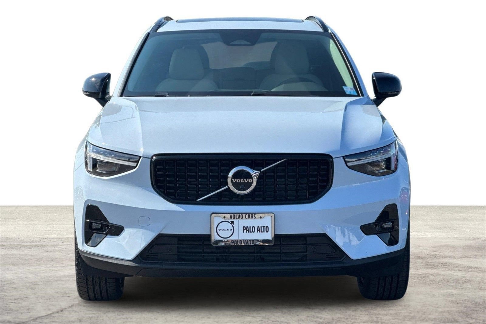 New 2026 Volvo XC40 B5 Plus w/ Protection Package Premier AWD/4WD image 12