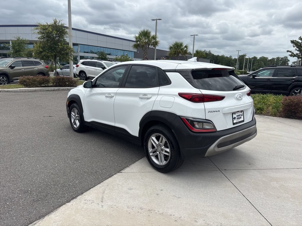 Used 2022 Hyundai Kona SE FWD image 7