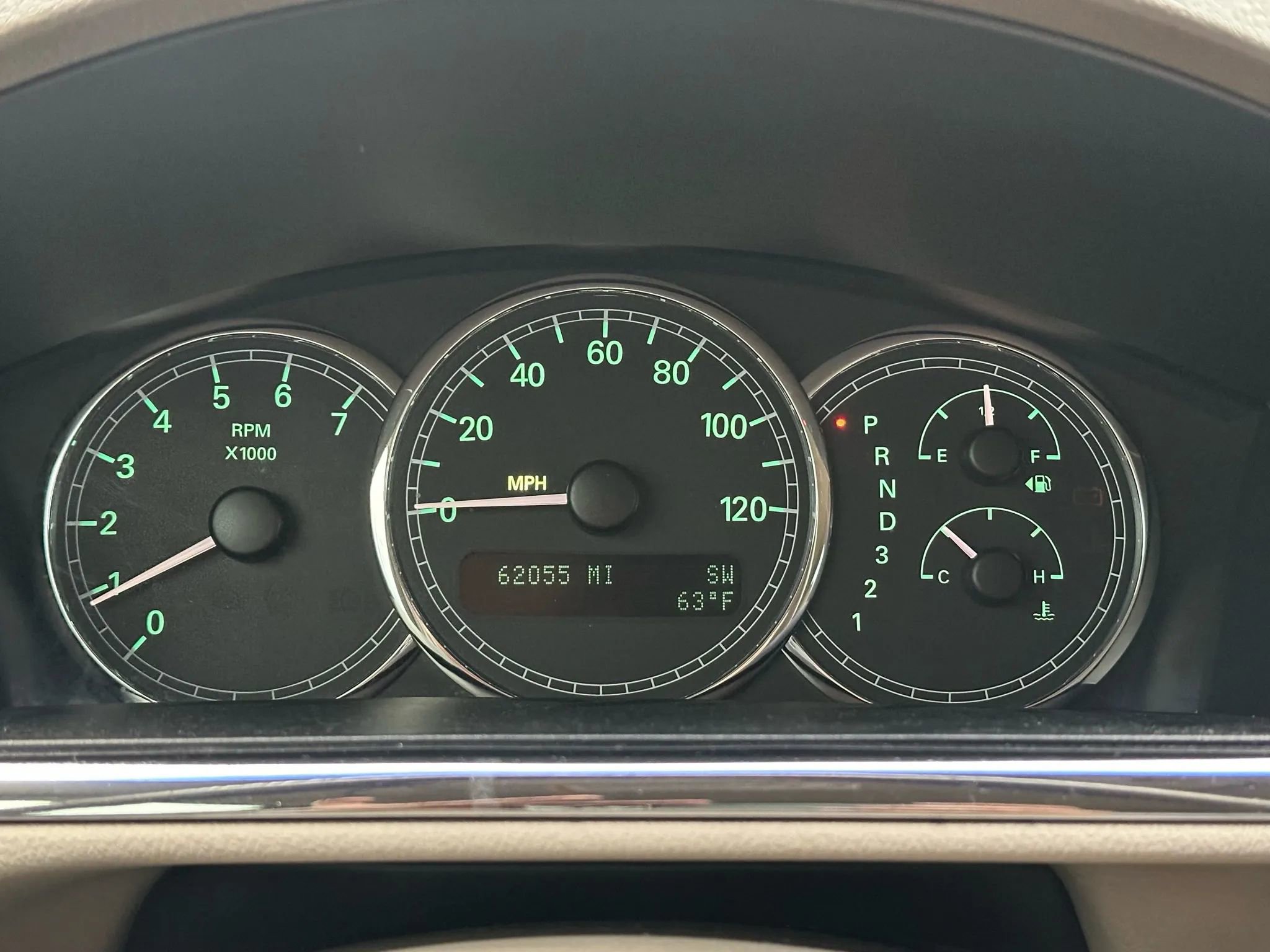 Used 2005 Buick LaCrosse CX w/ Silver Convenience Package image 5