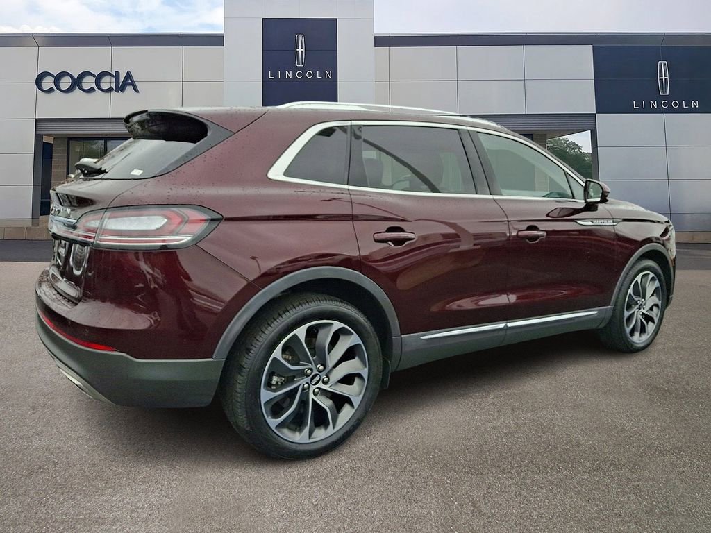 Certified 2023 Lincoln Nautilus Reserve image 4