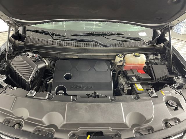 Used 2020 Chevrolet Traverse LT w/ Driver Confidence II Package image 19