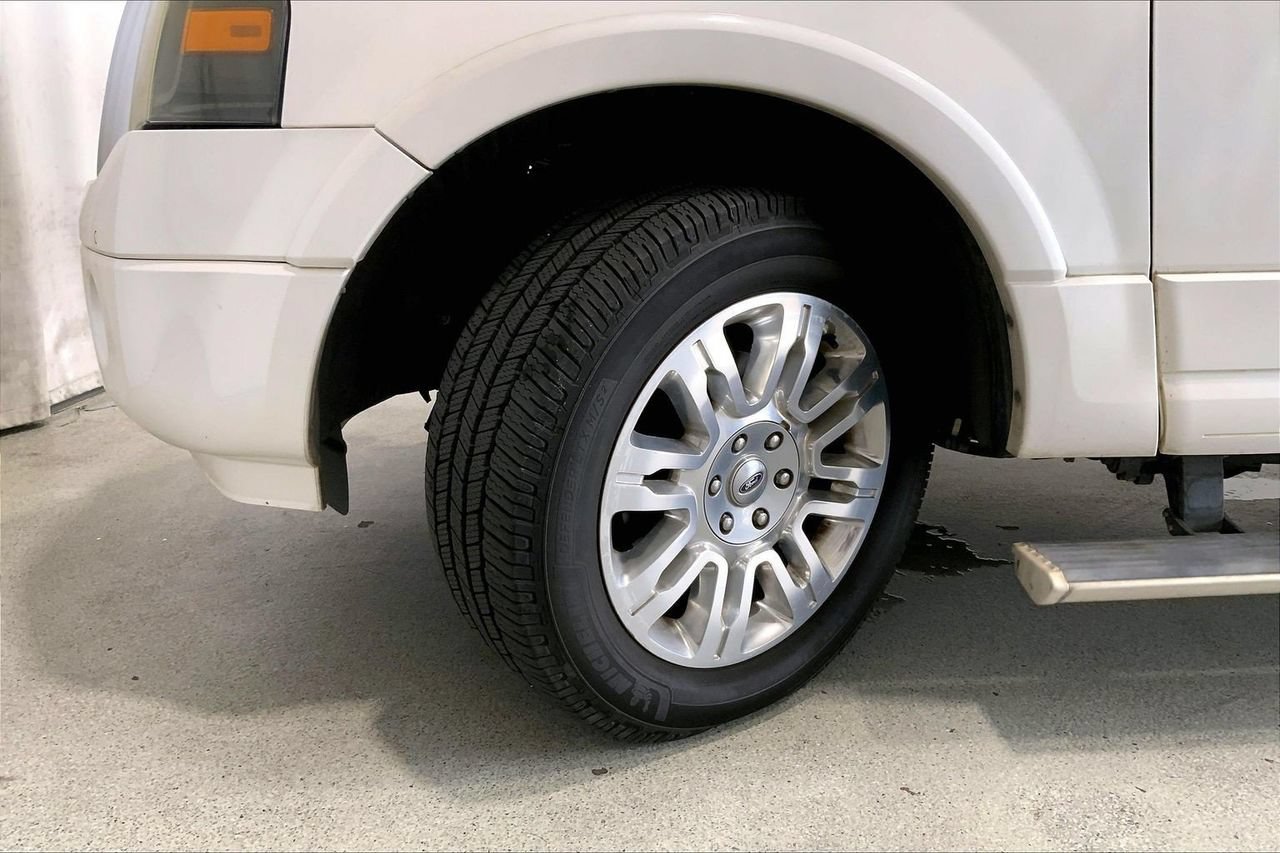 Used 2014 Ford Expedition EL Limited w/ Equipment Group 301A RWD image 20