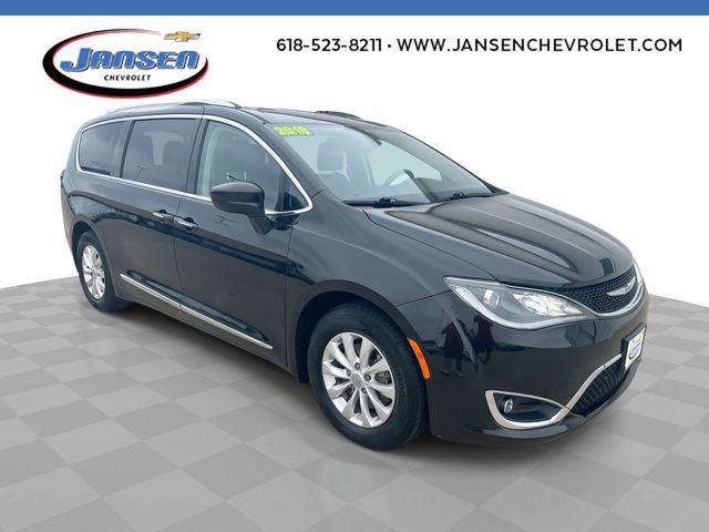 Used 2018 Chrysler Pacifica Touring-L Plus FWD video 1