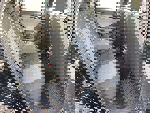 Used 2022 Volkswagen Taos S image 32