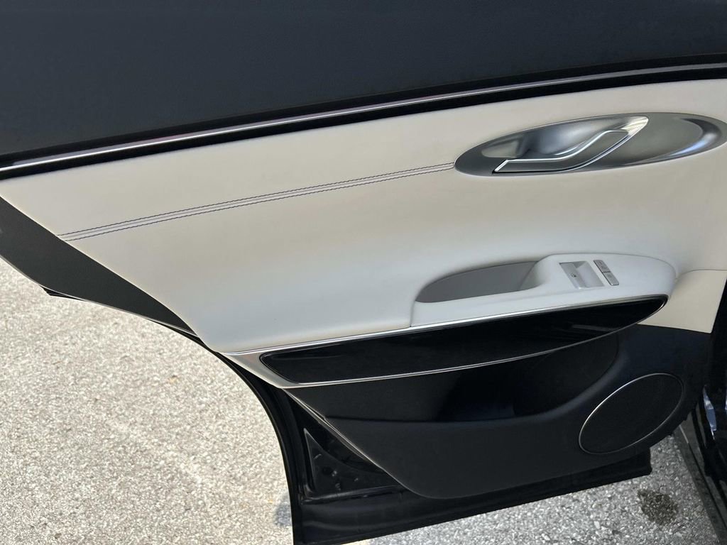 New 2026 Genesis GV70 2.5T image 21