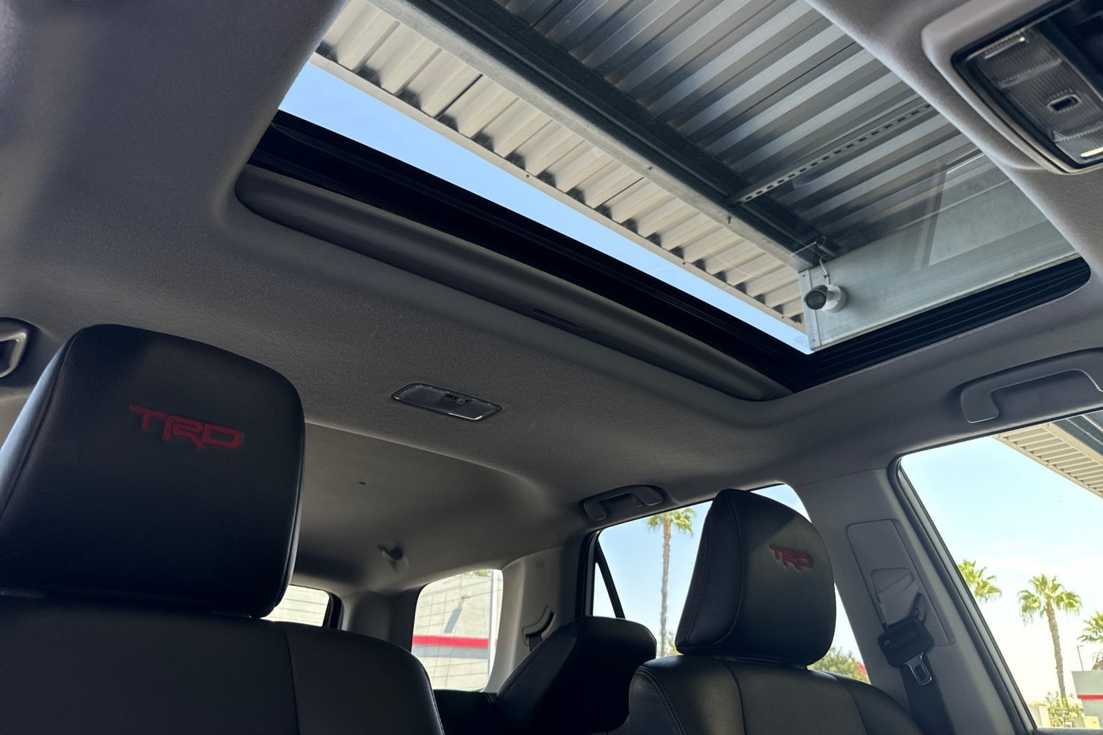 Certified 2023 Toyota 4Runner TRD Off-Road Premium w/ Moonroof Package AWD/4WD image 16