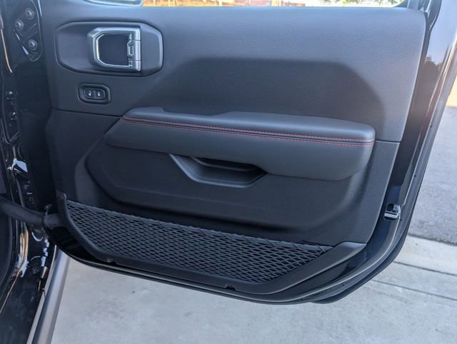 New 2026 Jeep Wrangler Unlimited Rubicon 392 image 32