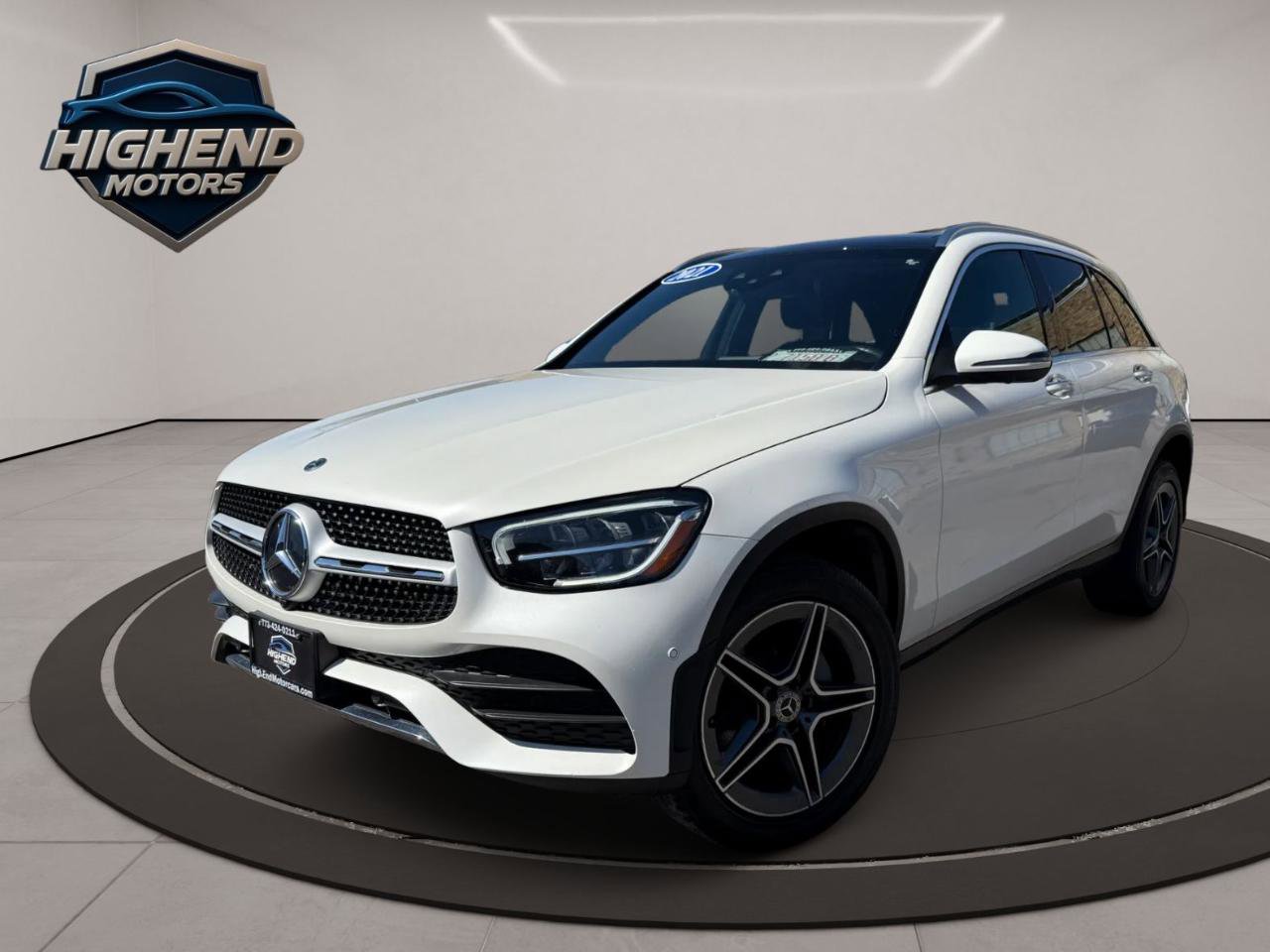 Used 2021 Mercedes-Benz GLC 300 4MATIC image 2