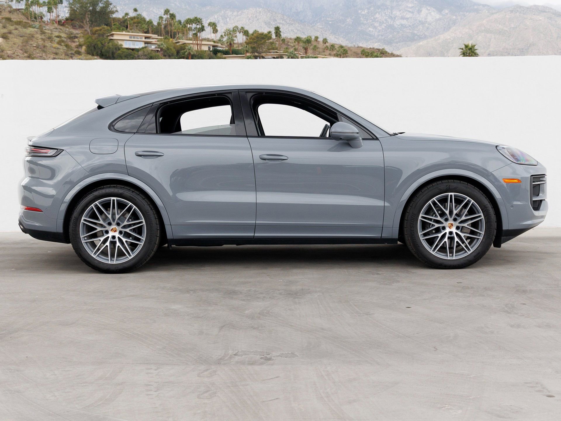 New 2026 Porsche Cayenne Coupe image 8