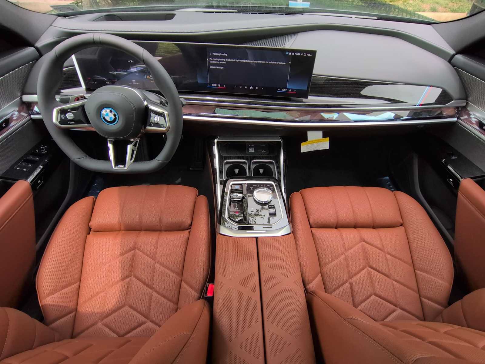 New 2026 BMW i7 xDrive60 AWD/4WD image 16