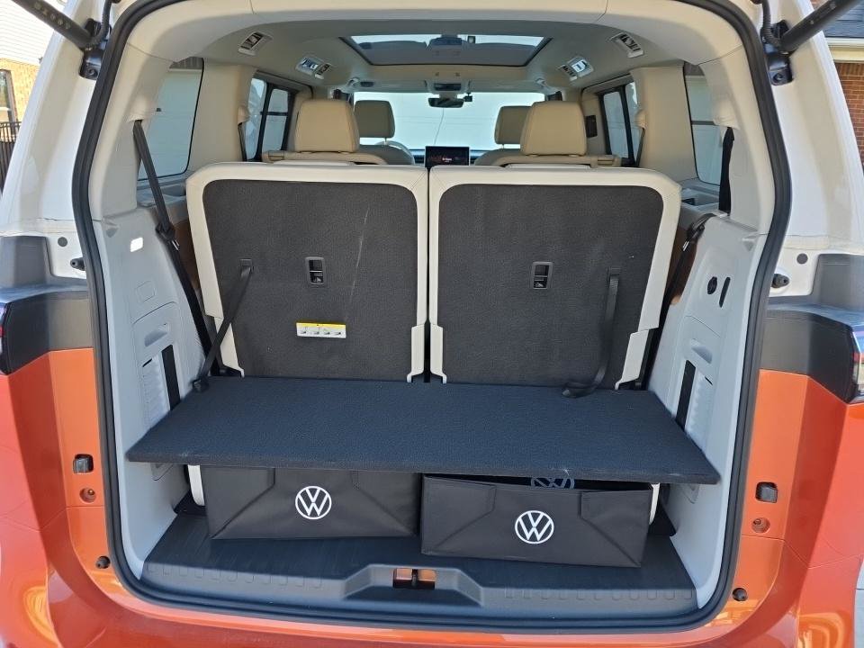 Used 2025 Volkswagen ID. Buzz Pro S Plus AWD/4WD image 17