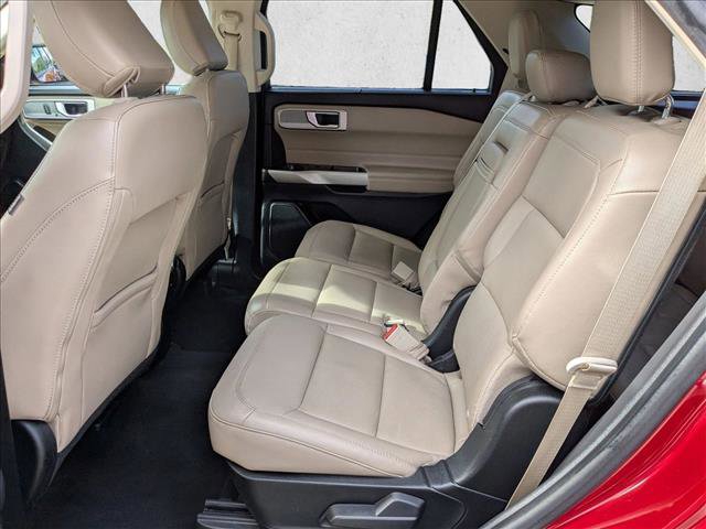 Used 2022 Ford Explorer Limited image 18