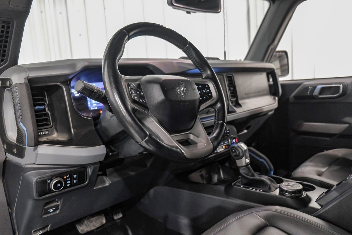 Used 2023 Ford Bronco Black Diamond image 15