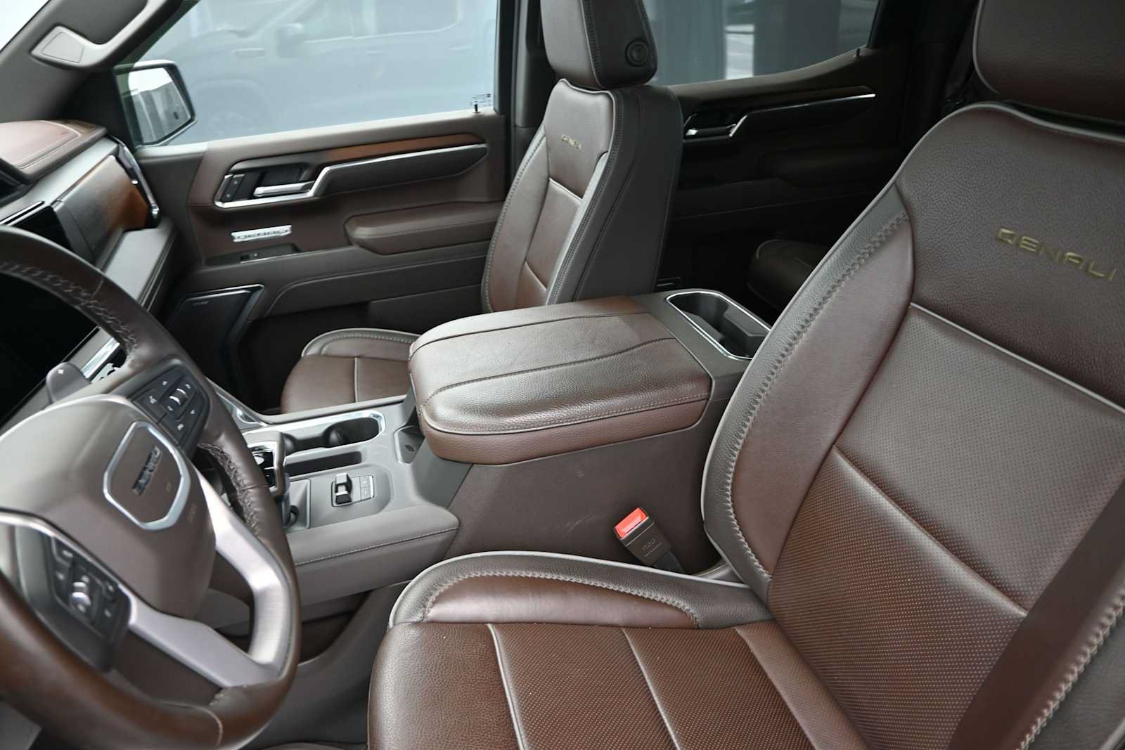Used 2025 GMC Sierra 1500 Denali w/ Denali Reserve Package AWD/4WD image 22