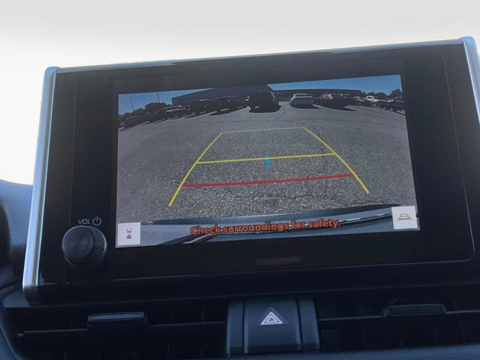 Used 2023 Toyota RAV4 LE FWD image 18