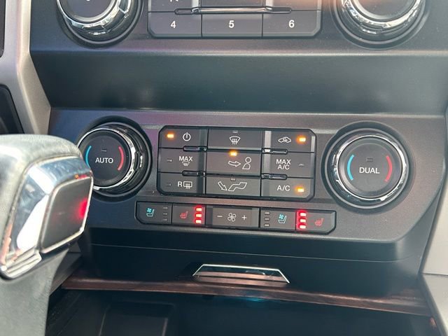 Used 2019 Ford F150 Lariat image 37