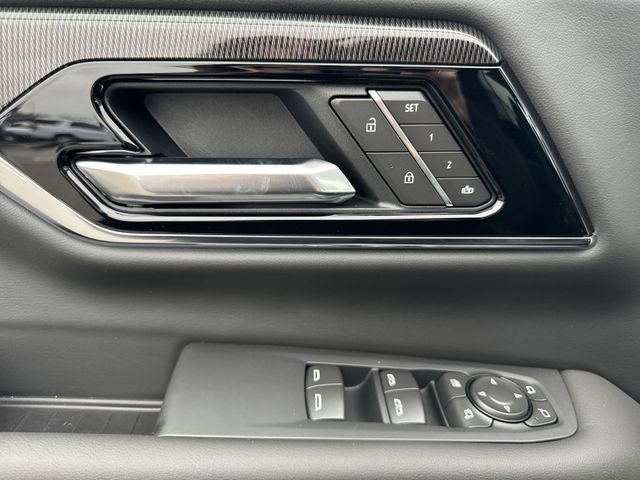 New 2026 GMC Yukon XL Elevation image 13