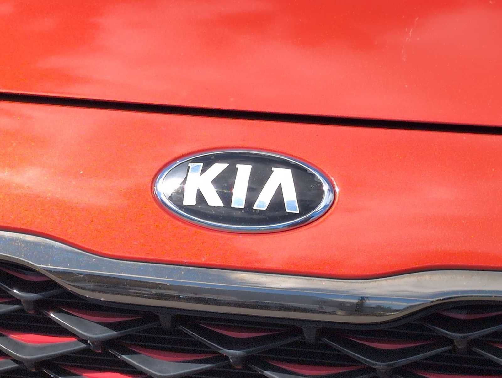 Used 2020 Kia Forte GT FWD image 12