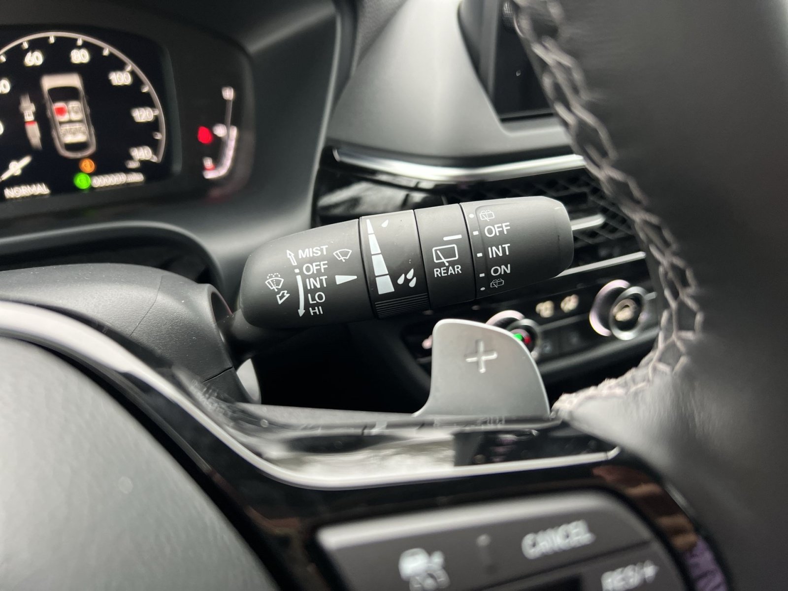 Certified 2025 Acura ADX FWD image 31