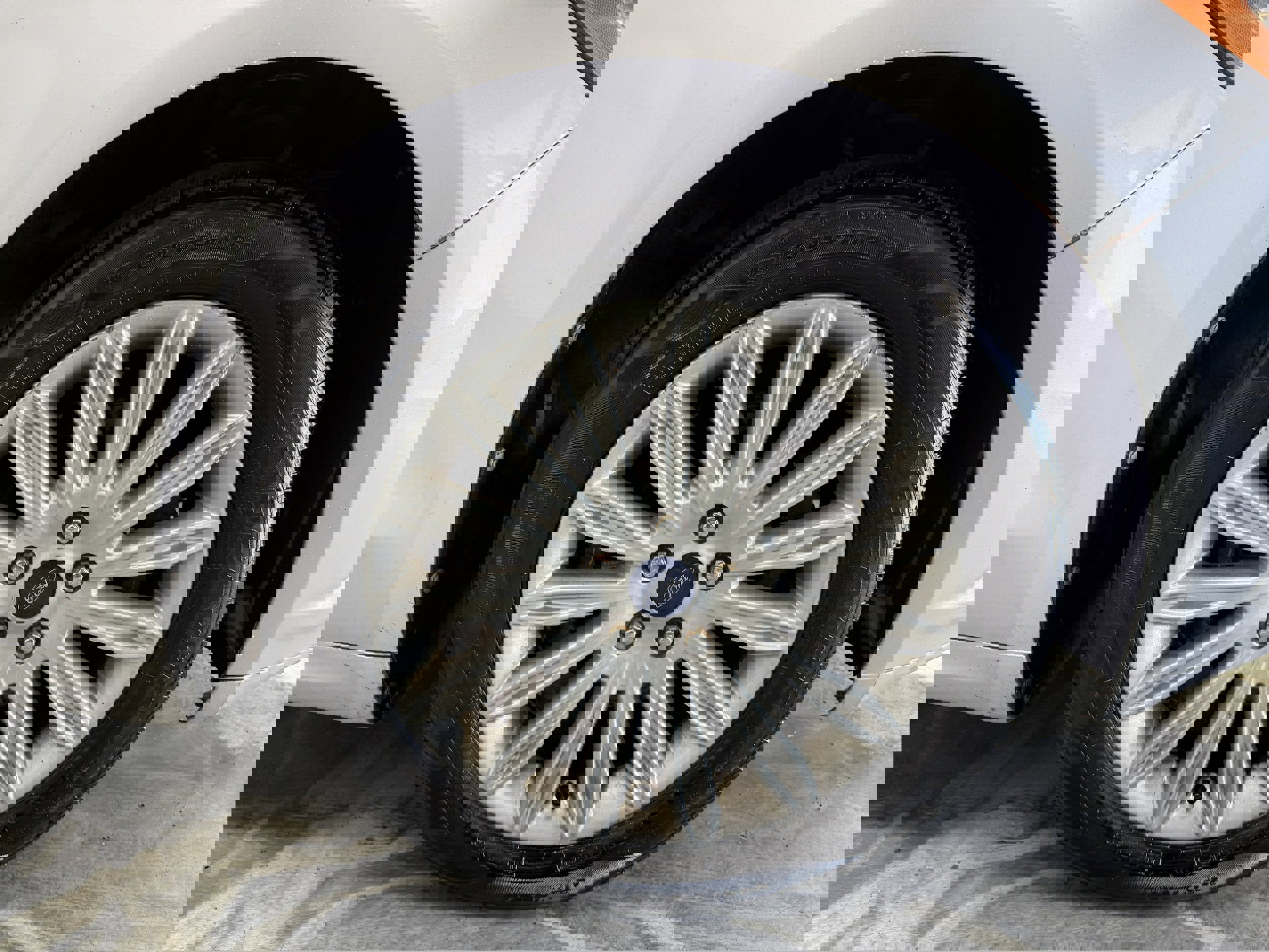 Used 2013 Ford Fusion SE image 24