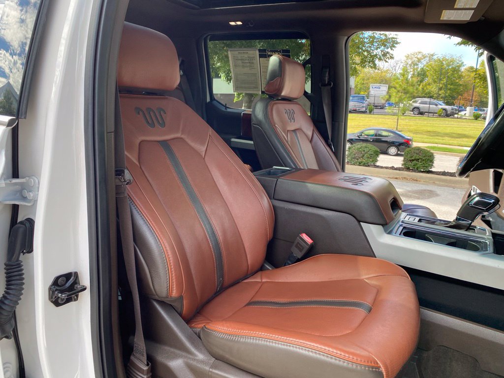 Used 2018 Ford F150 King Ranch w/ Equipment Group 601A Luxury AWD/4WD image 29